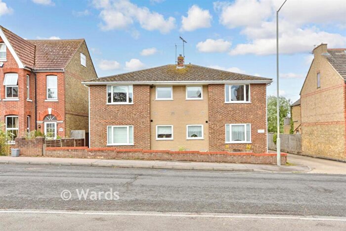 2 Bedroom Flat For Sale In Castle Road, Tankerton, Kent, CT5