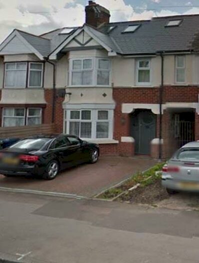 6 Bedroom Terraced House To Rent In Cowley Road, Hmo Ready Sharers, OX4
