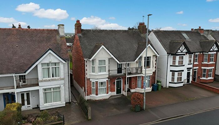 3 Bedroom Semi Detached House For Sale In Stone Road, Stafford, ST16