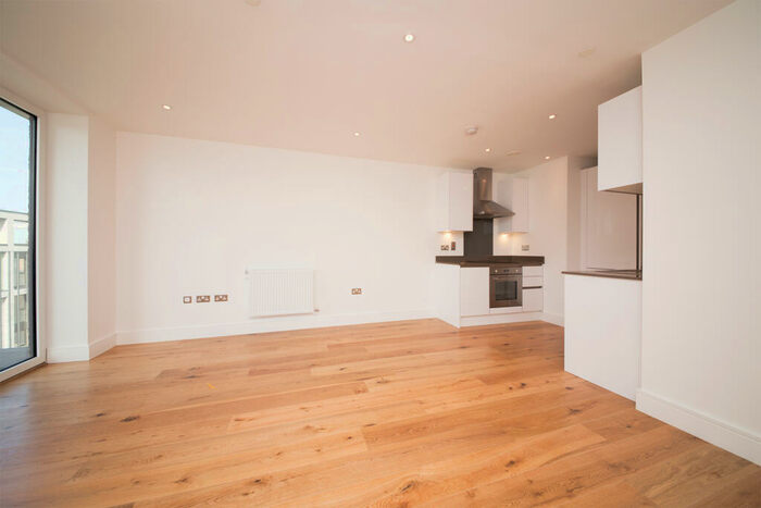 1 Bedroom Apartment To Rent In Thanet Tower, Caxton Street North, Canning Town, London, E16