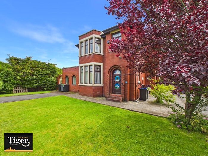 4 Bedroom Detached House For Sale In Moss House Road, Blackpool, FY4