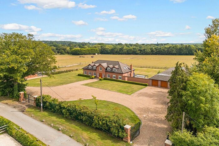5 Bedroom Detached House For Sale In Chobham Park Lane Chobham Woking, Surrey, GU24