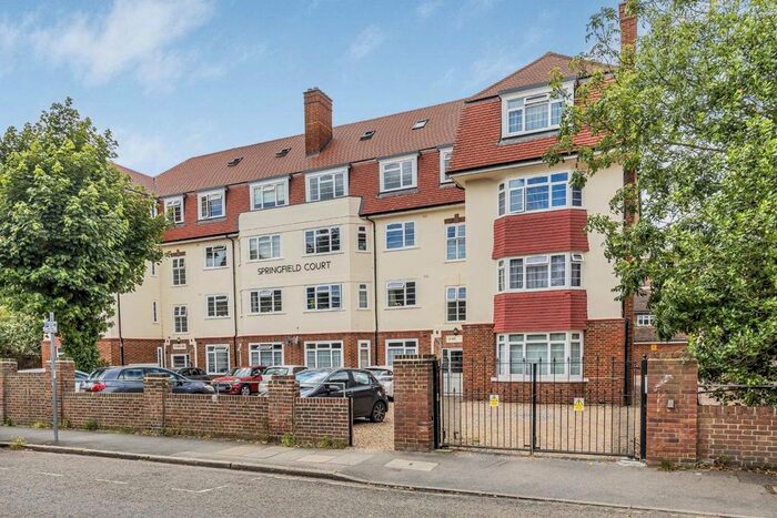 2 Bedroom Flat To Rent In Springfield Road, Kingston Upon Thames, KT1