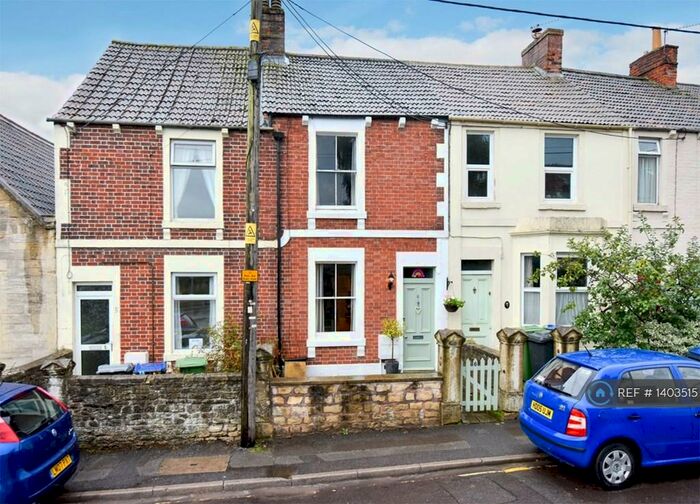 2 Bedroom Terraced House To Rent In Wesley Road, Trowbridge, BA14