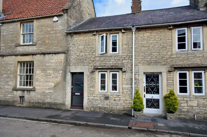 2 Bedroom Cottage To Rent In High Street, Marshfield, SN14