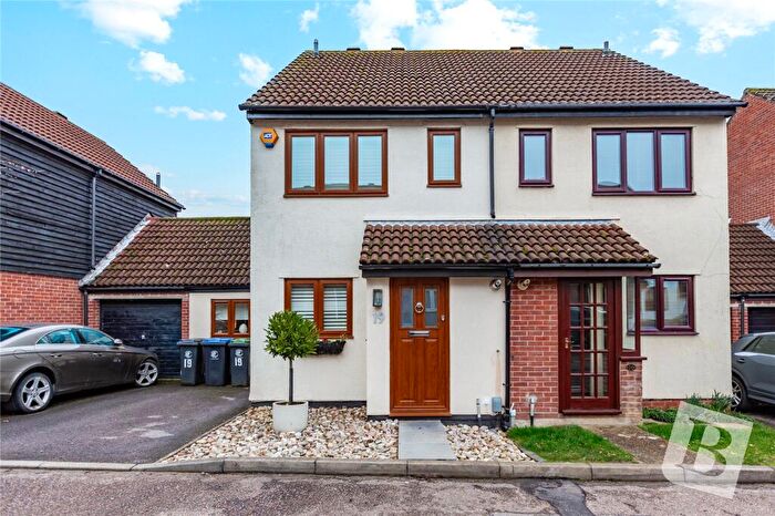 2 Bedroom Semi-Detached House For Sale In Fairbank Close, Ongar, Essex, CM5