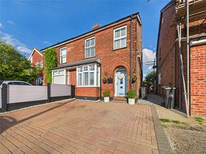 4 Bedroom Semi-Detached House For Sale In Fambridge Road, Maldon, Essex, CM9