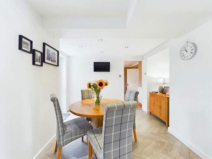 4 Bedroom Detached House For Sale In Noel Gate, Aughton, L39