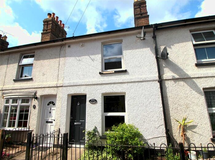 2 Bedroom Cottage To Rent In Cedar Lane, Frimley, Camberley, GU16