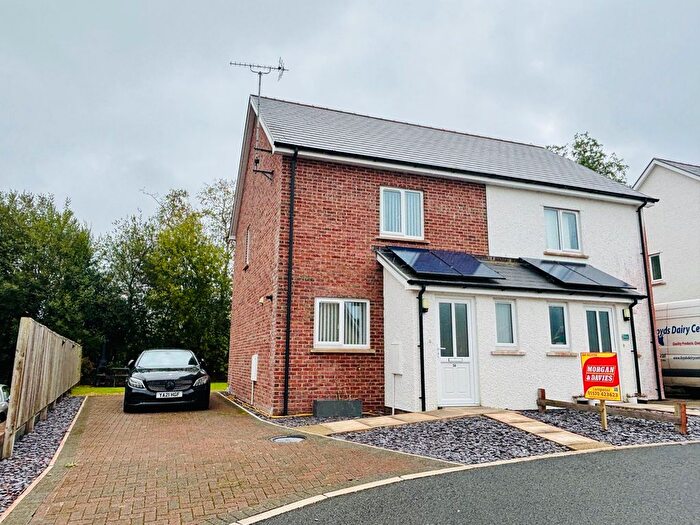 3 Bedroom Semi-Detached House For Sale In Cwmann, Lampeter, SA48