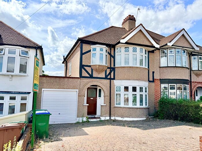 3 Bedroom Semi Detached House For Sale In Blendon Drive, Bexley, DA5