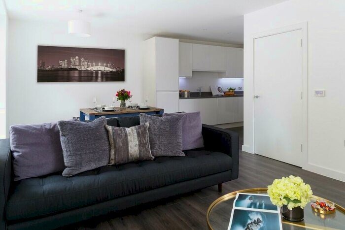 3 Bedroom Flat To Rent In Uncle New Cross, Batavia Road, London, SE14