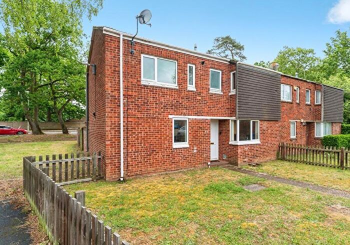 3 Bedroom Semi Detached House For Sale In Newnham Close, Mildenhall, Bury St. Edmunds, Suffolk, IP28