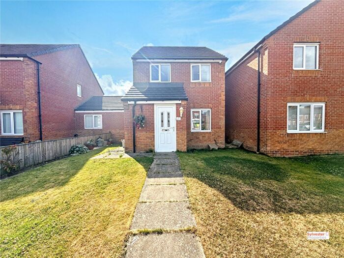 3 Bedroom Link Detached House For Sale In Gerard Close, New Kyo, Stanley, DH9