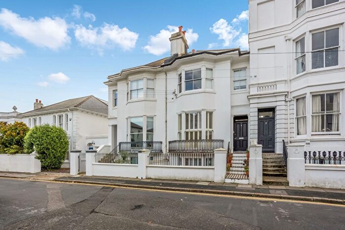 2 Bedroom Flat To Rent In Powis Grove, Brighton, BN1