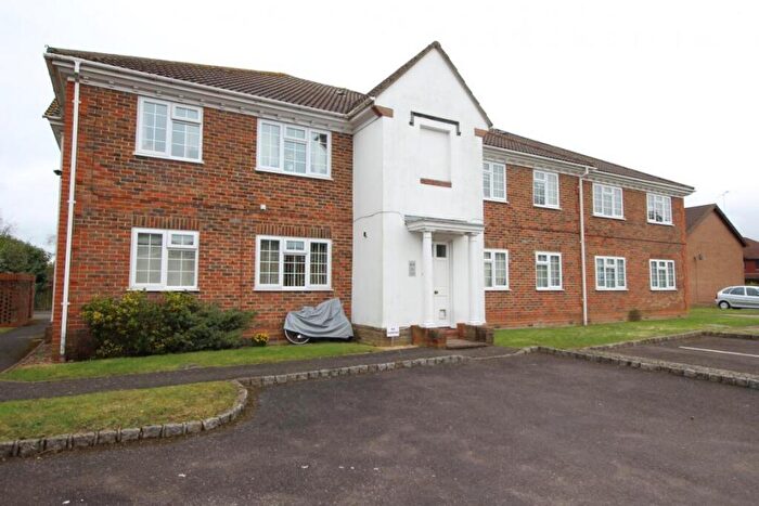 1 Bedroom Flat To Rent In Kingfisher Walk, Ash, Aldershot, Surrey, GU12