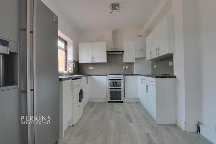 4 Bedroom End Of Terrace House To Rent In Garrick Road, Greenford, UB6