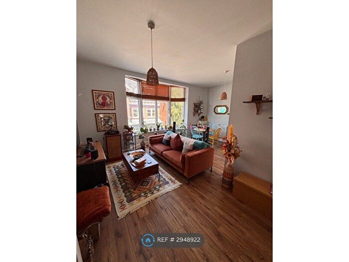 2 Bedroom Flat To Rent In Lark Lane, Liverpool, L17