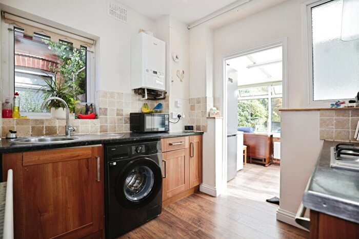 2 Bedroom Semi-Detached Bungalow For Sale In Reedway, Northampton, NN3
