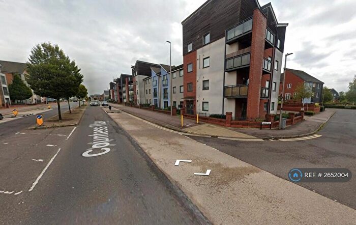 2 Bedroom Flat To Rent In Countess Way, Broughton, Milton Keynes, MK10