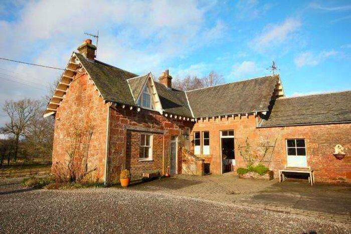 1 Bedroom Detached House To Rent In -, Alexandria, Alexandria, G83