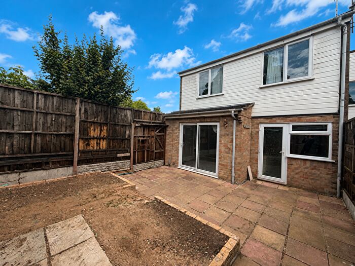 4 Bedroom House To Rent In Bennet Close, RG21