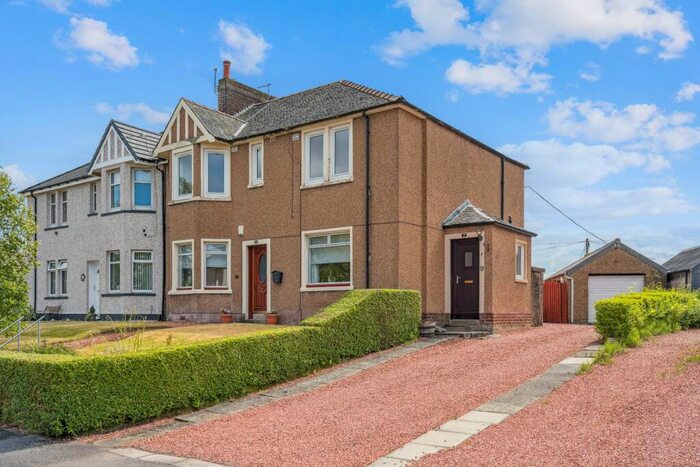 2 Bedroom Apartment To Rent In Haughview Road, Motherwell, North Lanarkshire, ML1