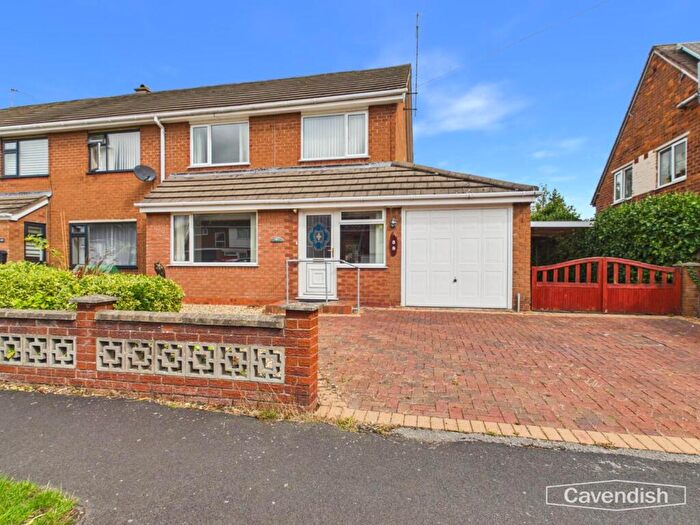 3 Bedroom Semi-Detached House For Sale In Quarry Hill, Farndon, Chester, CH3