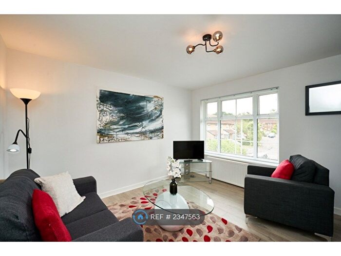 1 Bedroom Maisonette To Rent In Kesteven Way, Wokingham, RG41