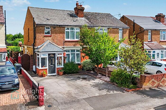 3 Bedroom Semi Detached House For Sale In Plains Avenue, Maidstone, ME15