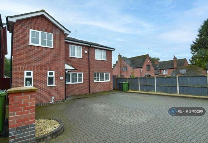 4 Bedroom Detached House To Rent In The Retreat, Bromsgrove, B61