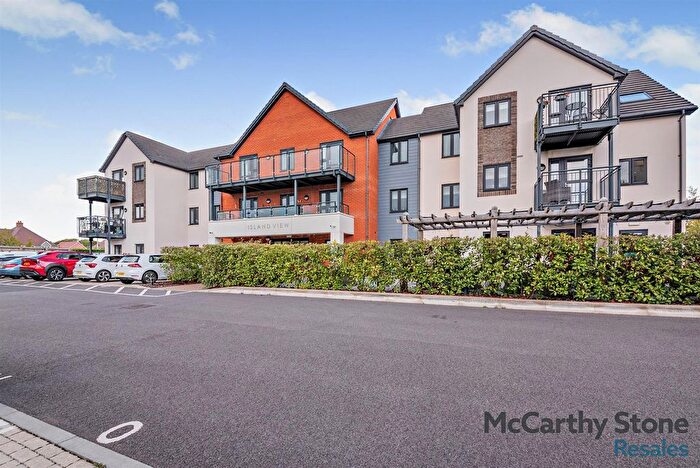 2 Bedroom Flat For Sale In Island View, Shortwood Copse Lane, Basingstoke, RG23