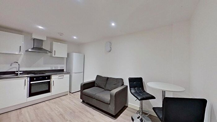 1 Bedroom Flat To Rent In Fargate, Sheffield, S1