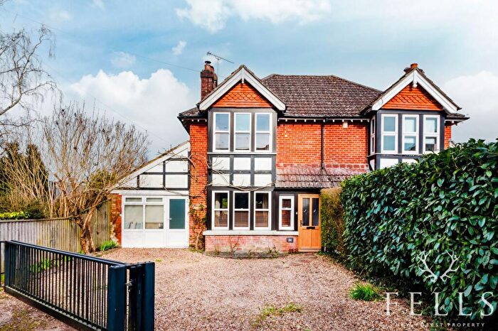 2 Bedroom Semi-Detached House For Sale In Gravel Lane, Ringwood, BH24