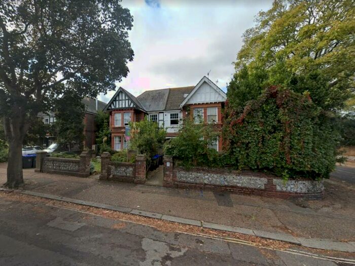 Studio To Rent In St Botolph's Road, Worthing, BN11