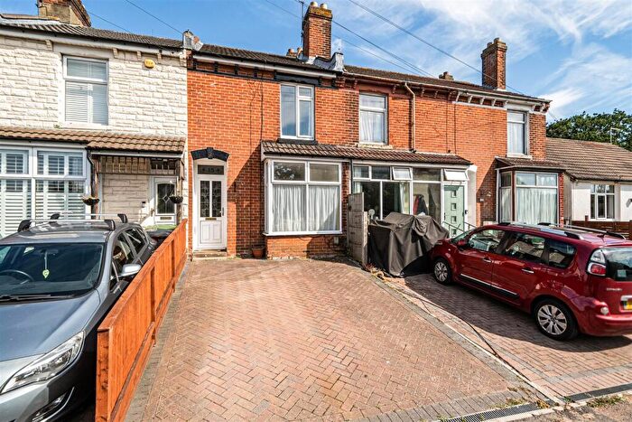 2 Bedroom Terraced House For Sale In Wych Lane, Gosport, PO13