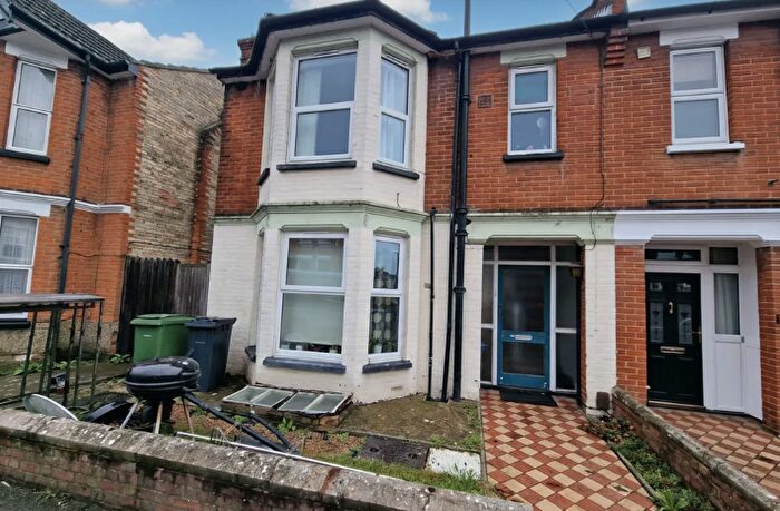 3 Bedroom Terraced House For Sale In King Edward Road, Maidstone, ME15