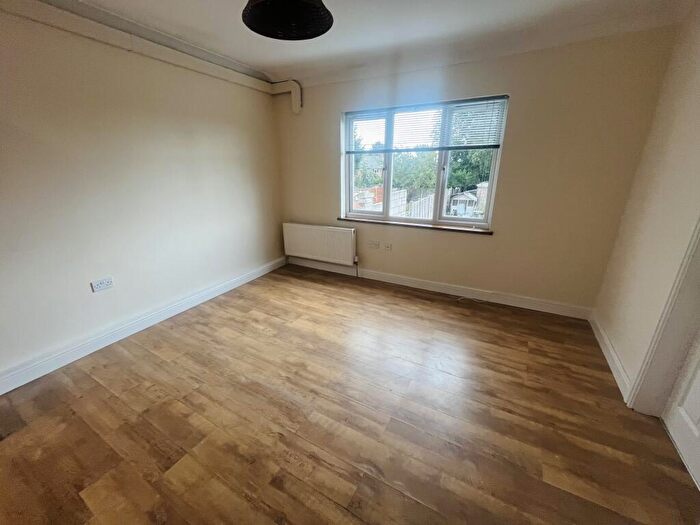 2 Bedroom Flat To Rent In Bromford Lane, Erdington, Birmingham, B24