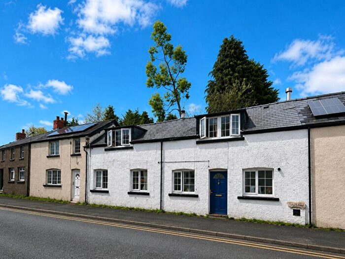 2 Bedroom Cottage For Sale In Sennybridge, Brecon, LD3