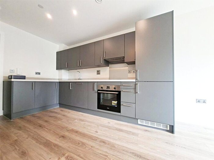 1 Bedroom Apartment To Rent In Boulevard Plaza, A Bristol Street, B5