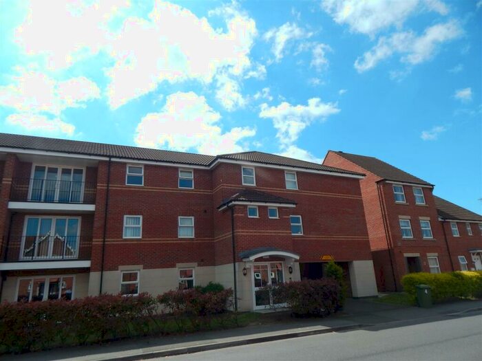 2 Bedroom Flat To Rent In Goldstraw Lane, Newark, Fernwood, NG24
