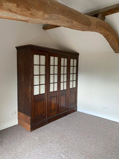 2 Bedroom Cottage To Rent In Great Brickhill, Milton Keynes, MK17