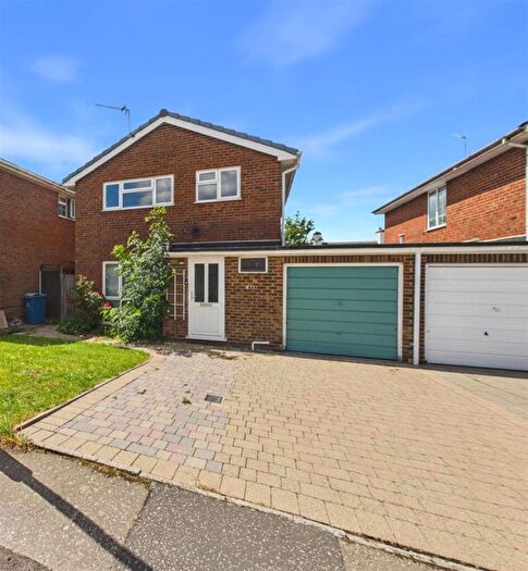 4 Bedroom Detached House For Sale In Seaford Close, Ruislip, HA4