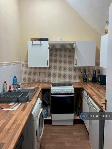 1 Bedroom Flat To Rent In Derby Road, Bournemouth, BH1