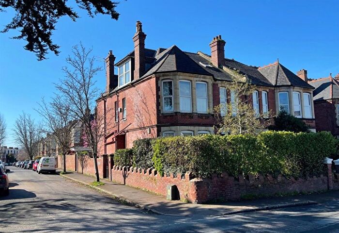 6 Bedroom Semi Detached House For Sale In Magdalen Road, St. Leonards, Exeter, EX2