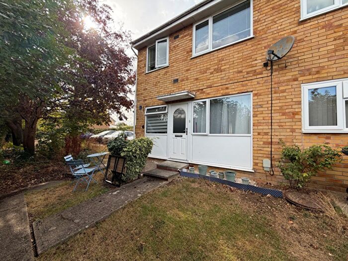 1 Bedroom Property To Rent In Brookside Close, Milton Keynes, MK19