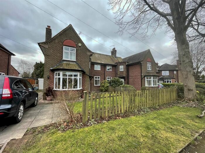 3 Bedroom Property To Rent In Kingsway West, Newcastle-Under-Lyme, ST5