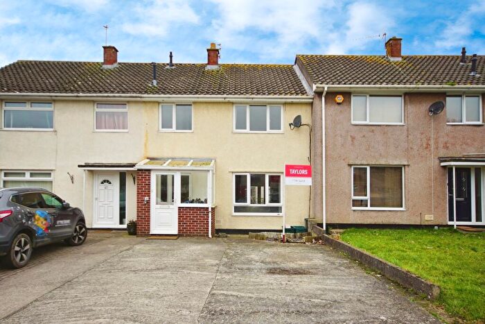 3 Bedroom Terraced House For Sale In Newnham Place, Patchway, Bristol, Gloucestershire, BS34