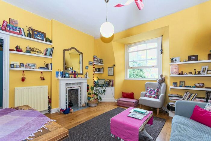 1 Bedroom Flat To Rent In Victoria Rise, London, SW4