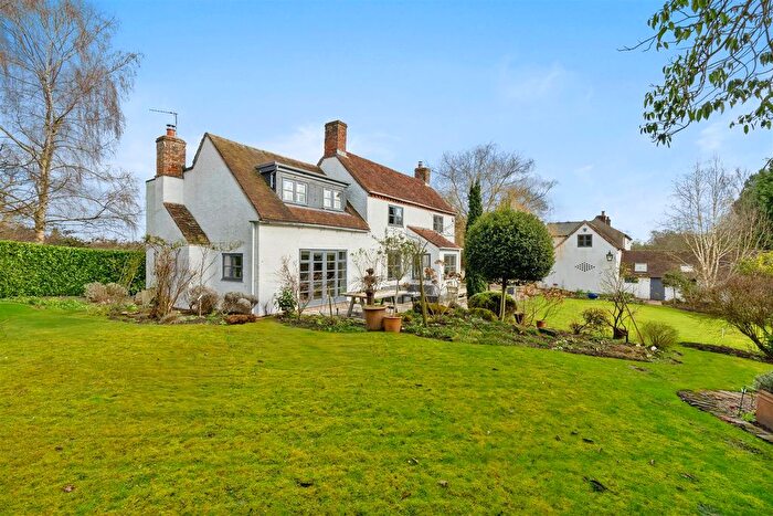 4 Bedroom Detached House For Sale In White Cottage, Frog Lane, Balsall Common, CV7